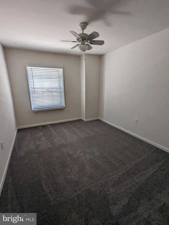 Building Photo - 9225 Bridle Path Ln