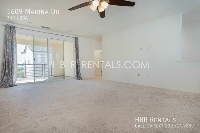 Building Photo - 1609 Marina Dr