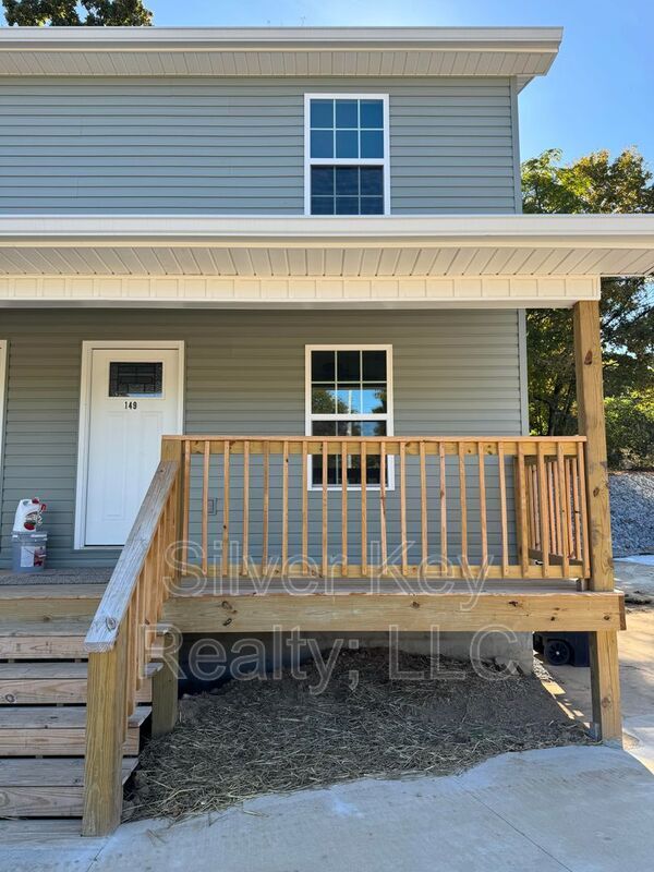 Building Photo - 141-155 Oak Street