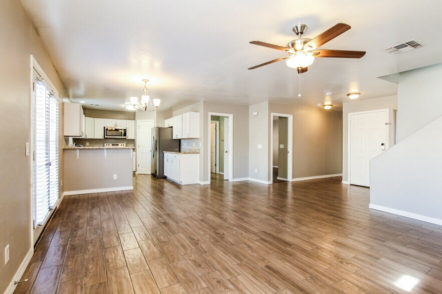 Building Photo - 12414 W Scotts Dr