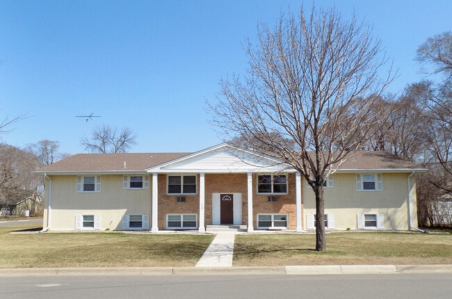 Primary Photo - 705 W 3rd St