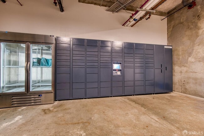 Building Photo - 2177 3rd St