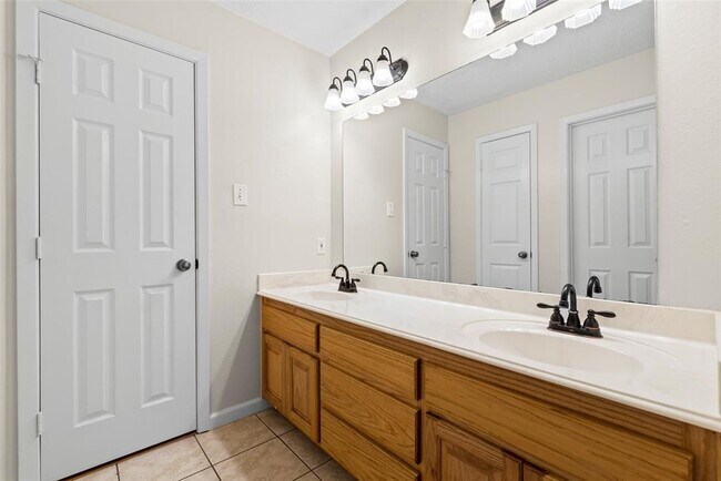 Building Photo - 4702 Owens Creek Ln