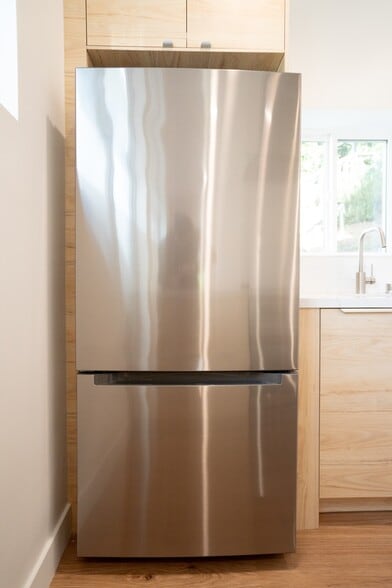 Building Photo - 4124 W Ave 42