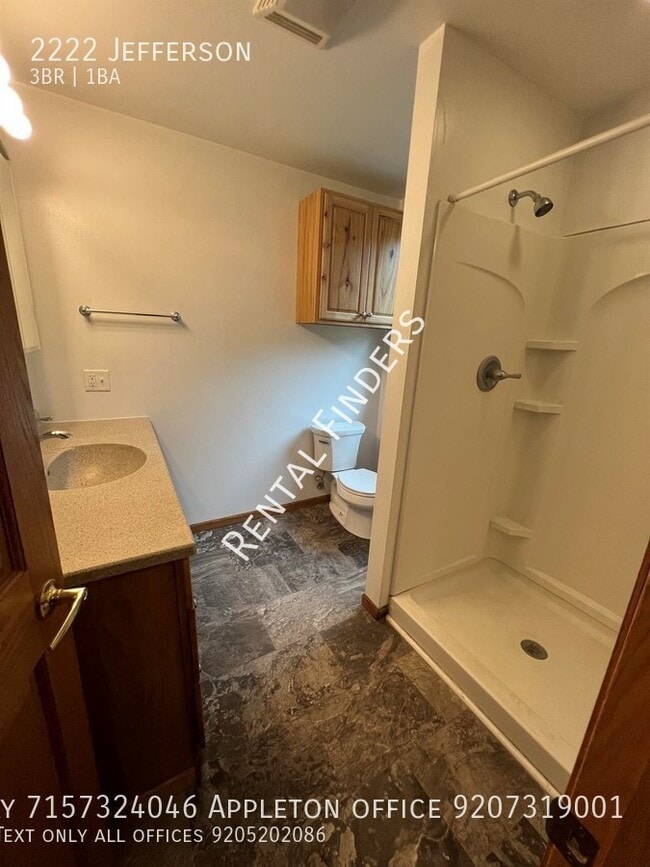 Building Photo - 2222 Jefferson-