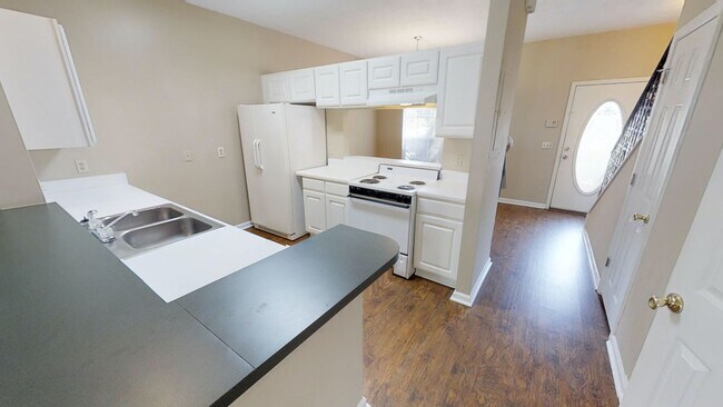 Building Photo - Princeton 1081-1083