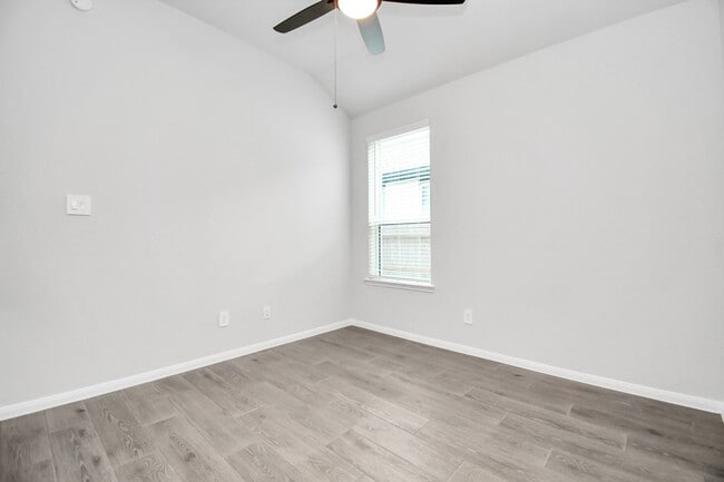 Building Photo - 19807 Palomino Pr Trl