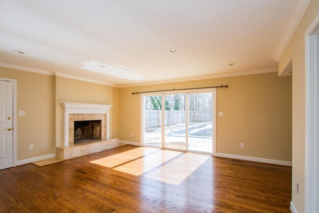 Building Photo - 13308 Fort Washington Rd