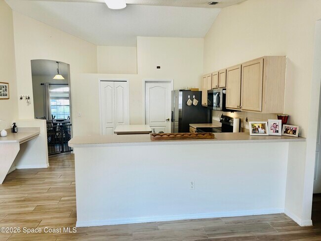 Building Photo - 1143 Egret Lake Way