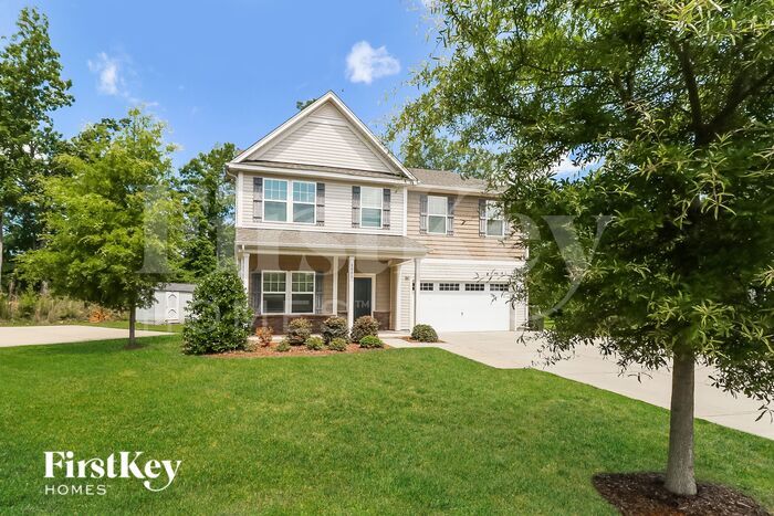 Building Photo - 8000 Camden Crossing