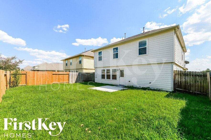 Building Photo - 9909 Hyacinth Way