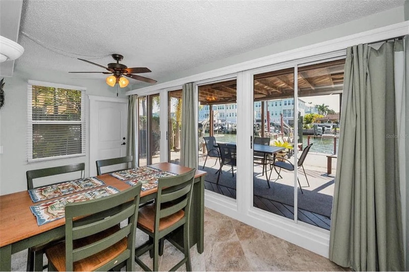 Building Photo - 2685 St Joseph Dr