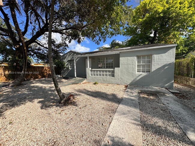 Primary Photo - 146 NW 56th St