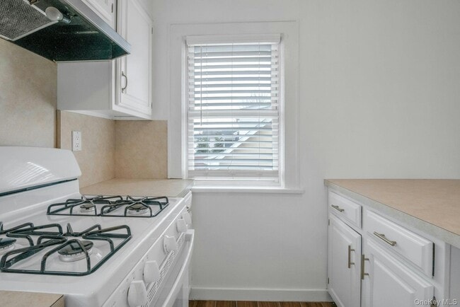 Building Photo - 20 Morgan St