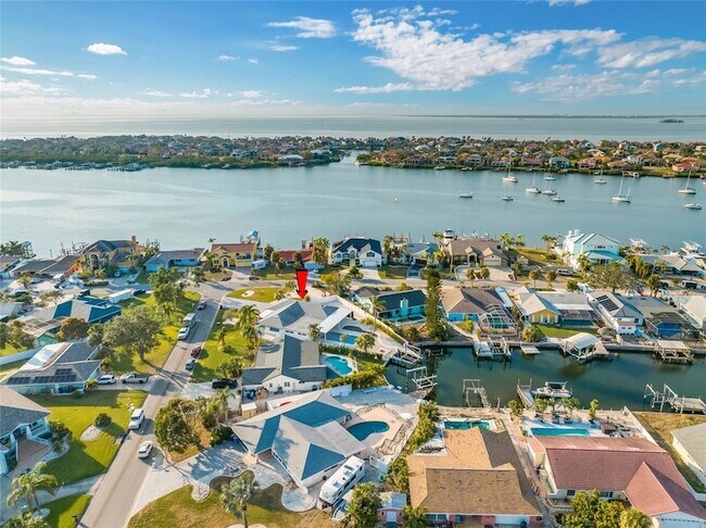 Building Photo - 1029 Bal Harbour Dr