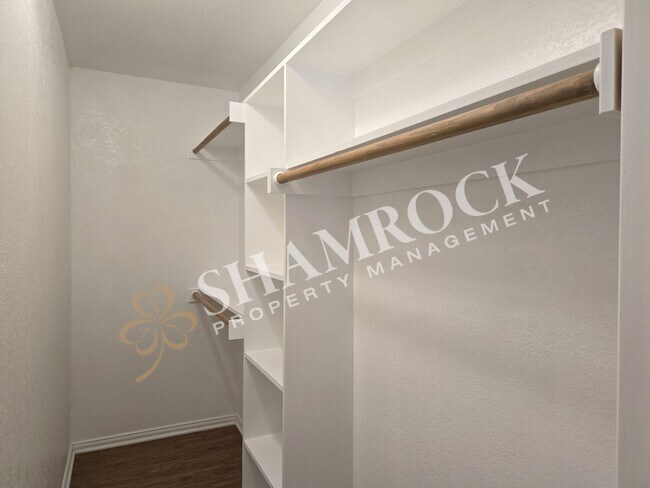 Building Photo - Sunwest Village Duplex