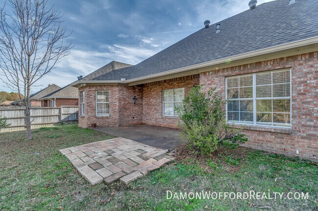 Building Photo - 119 Kenzie Dr