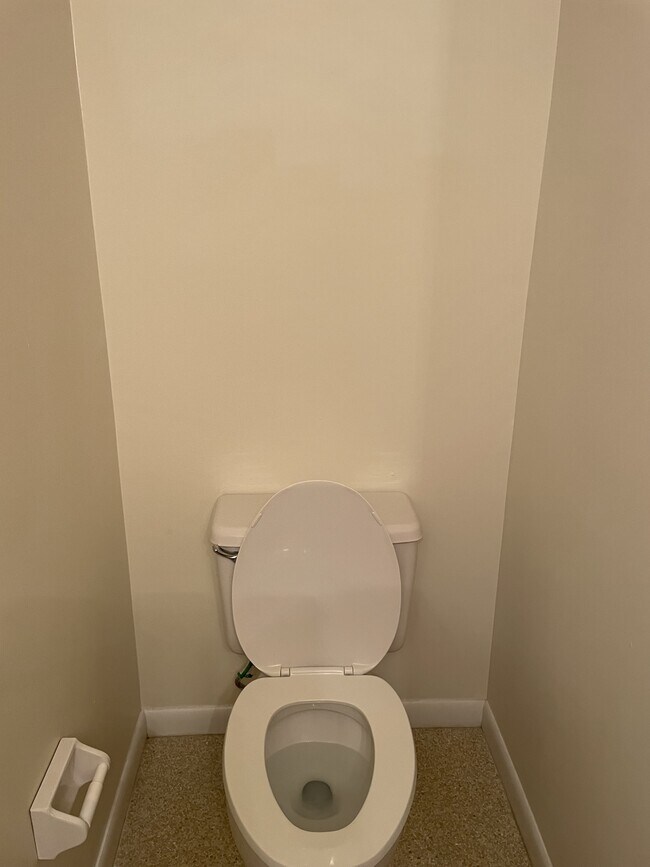 Building Photo - 101 Harvest Dr