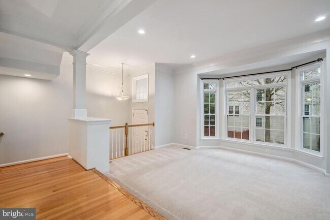 Building Photo - 8648 Royal Worcester Ln