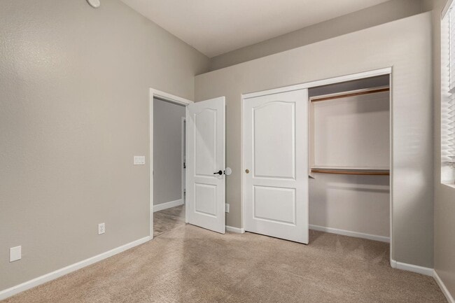 Building Photo - 4326 E Cloudburst Ct