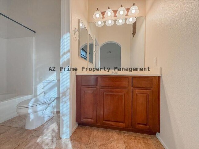 Building Photo - 2150 W Alameda Rd