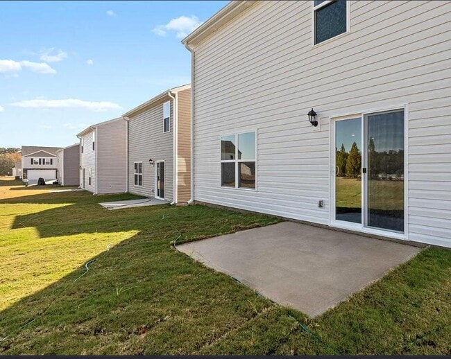 Building Photo - 64 Providence Walk Dr