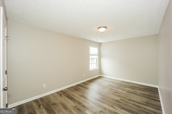 Building Photo - 8308 Milam Loop