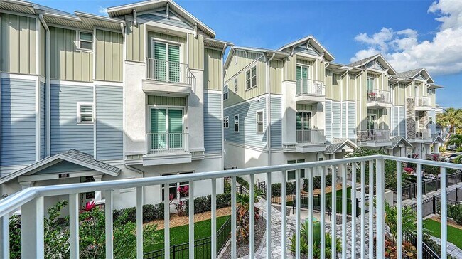 Building Photo - 512 Laurel Pk Dr