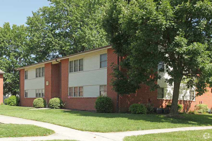 Primary Photo - Elmwood Apartments - Section 8