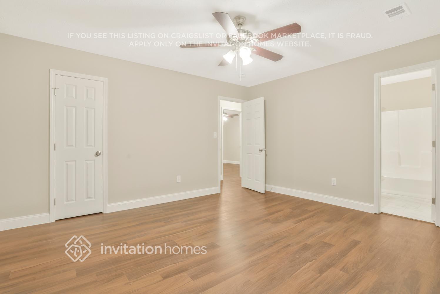 Building Photo - 2404 Hillboro Cir S W