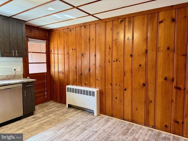 Building Photo - 1176 Stokes Rd