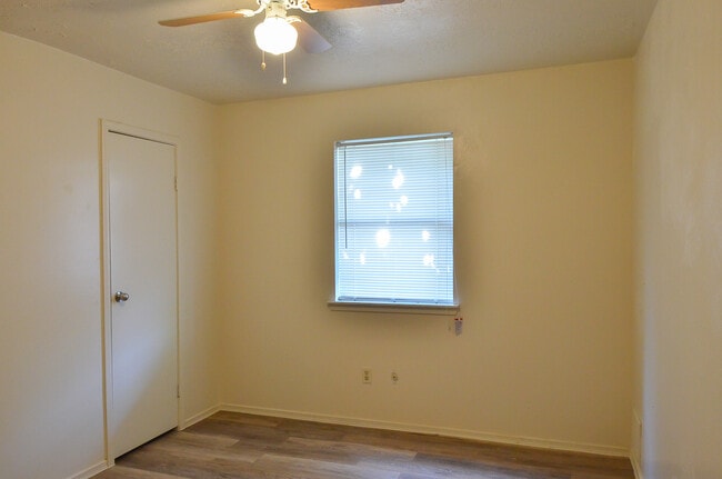 Building Photo - Charming 3-Bedroom Home for Rent in Angleton