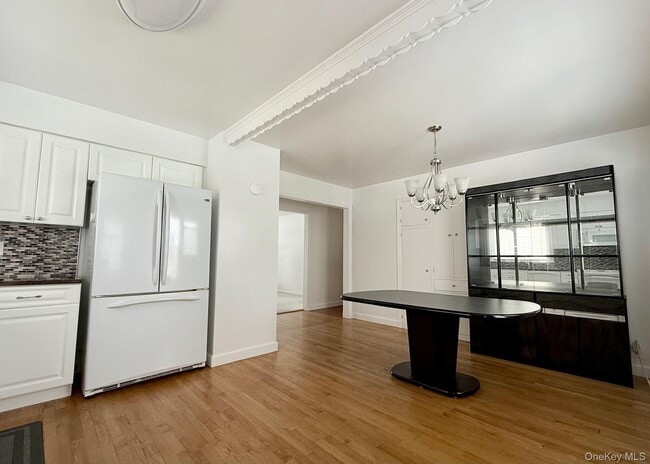 Building Photo - 138 Colonial Pl