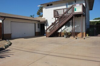 Building Photo - 123 Frontier Dr