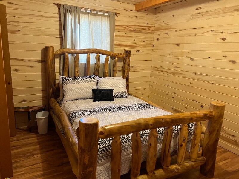 Building Photo - 254 Indian Head Dr