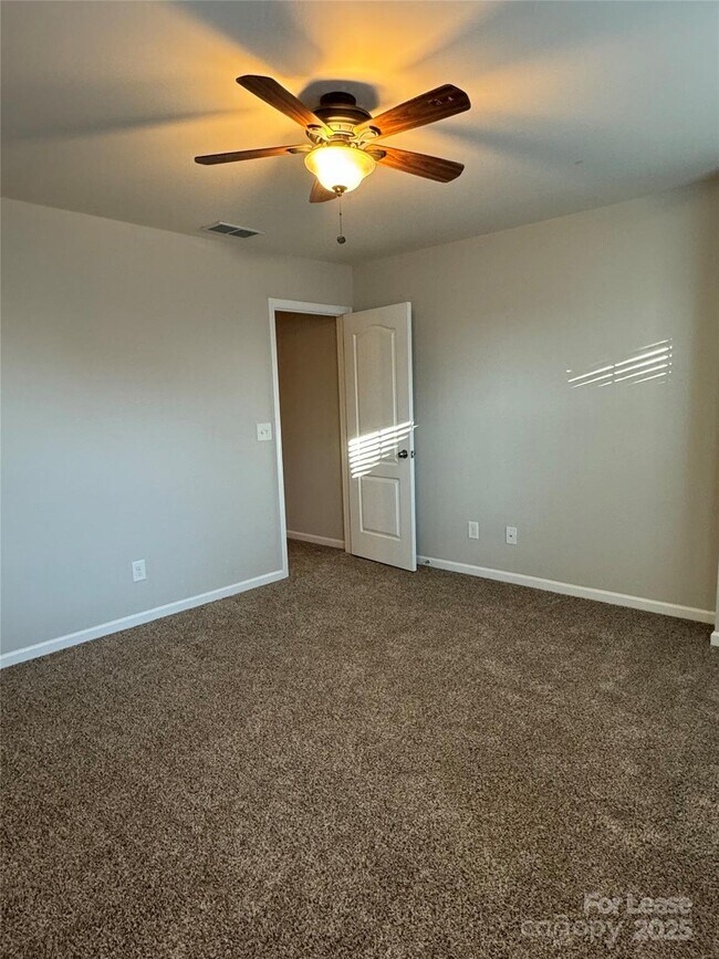 Building Photo - 18431 The Commons Blvd