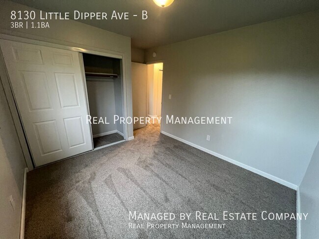 Building Photo - 8130 Little Dipper Ave
