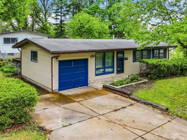 Building Photo - 3034 Forge Dr