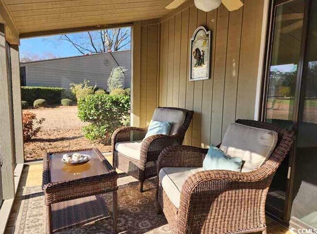 Building Photo - 177 Club Cir