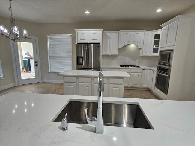 Building Photo - 12503 Rosewood Way Ln