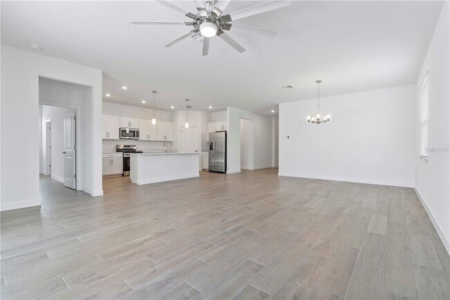 Building Photo - 15077 Jadestone Dr