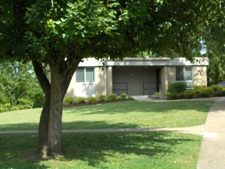 Building Photo - 1249 Hampshire Pike