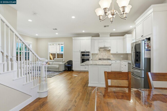 Building Photo - 5043 Ivy Leaf Springs Rd