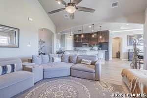 Building Photo - 157 Summer Mdw Dr