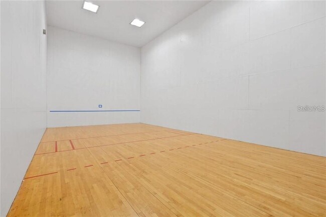 Building Photo - 11582 Westwood Blvd