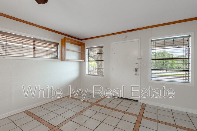 Building Photo - 1412 22nd St