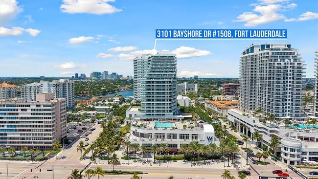 Building Photo - 3101 Bayshore Dr