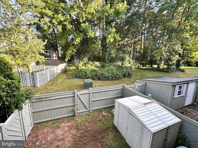 Building Photo - 4311 Cedarlake Ct