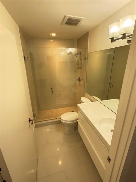 Building Photo - 4105 Carriage Dr