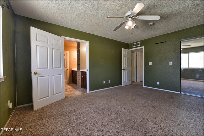 Building Photo - 11109 Loma Grande Dr